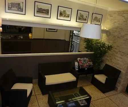 Mistral Comedie Saint Roch Hotel Montpellier